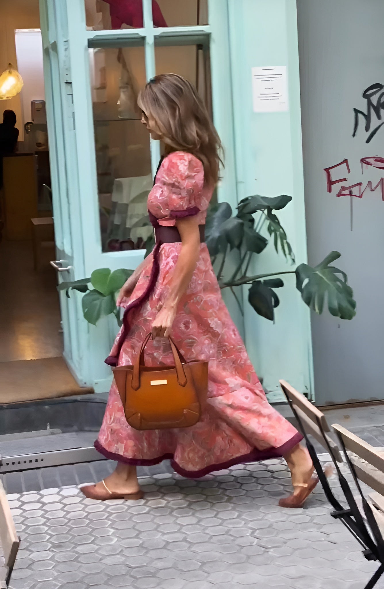 Roselyn™ | Elegante Roze Maxi Dress met Korte Mouwen