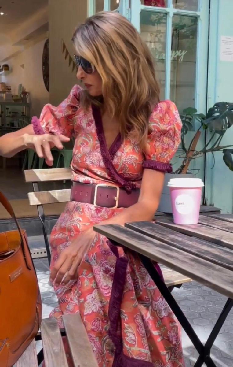 Roselyn™ | Elegante Roze Maxi Dress met Korte Mouwen